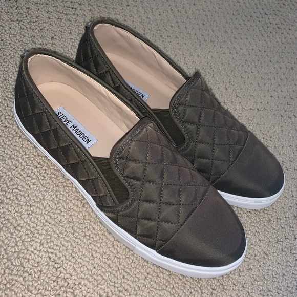 steve madden quilted slip on shoes